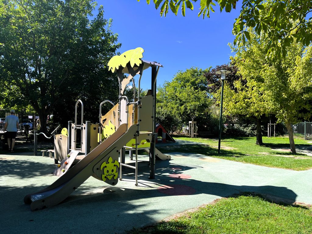 L’Isle-sur-la-Sorgue France playground